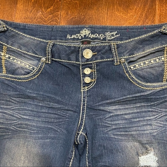 Almost Famous Denim Blue Straight Distressed Jeans Size 15 - Picture 4 of 7